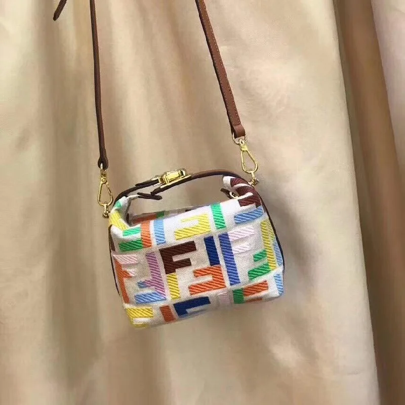 Ladies Fendi shoulder bags with a quilted leather exterior for a luxurious and cozy lookEN   Designer bags by Fendi 067