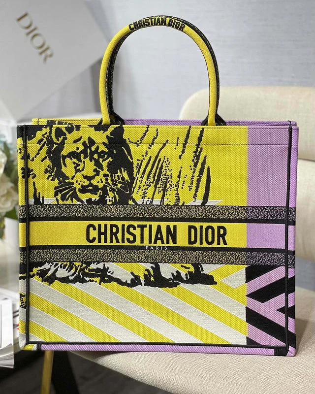 Christian Dior bags with a quilted pattern and gold - toned hardwareWF - Dior Bags - 701