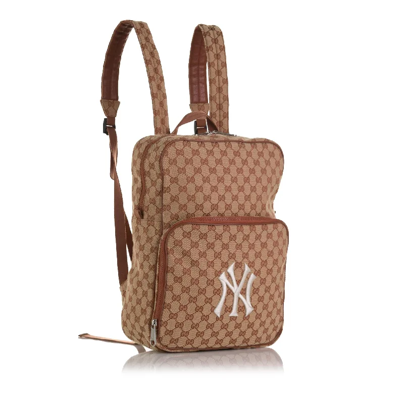 Women Gucci backpacks with a luxurious leather finishGucci GG Canvas NY Yankees Backpack (SHG-cczG1J)