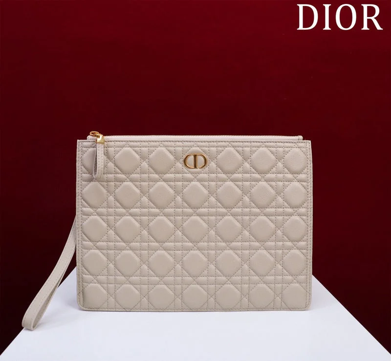 Christian Dior Saddle bags with a studded trim for a bold lookWF - Dior Bags - 778