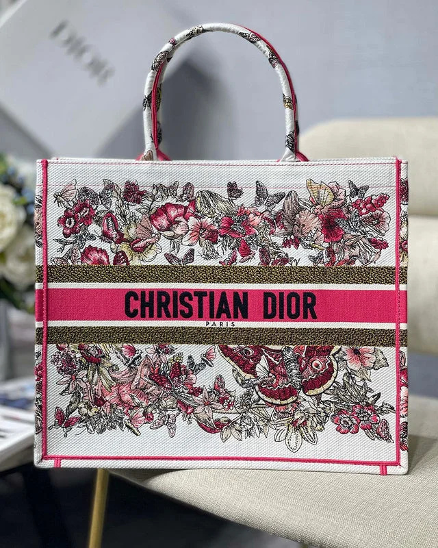 Contemporary Christian Dior handbags with a unique shapeWF - Dior Bags - 721