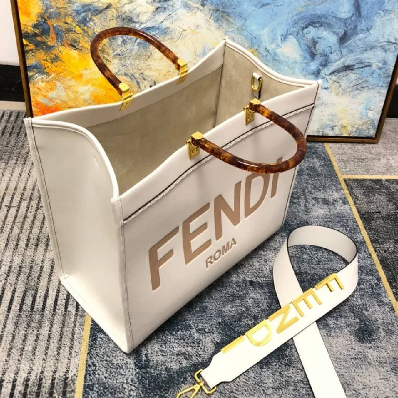 Ladies Fendi crossbody bags with a single - strap design for simplicity and ease of useEN   Designer bags by Fendi 032