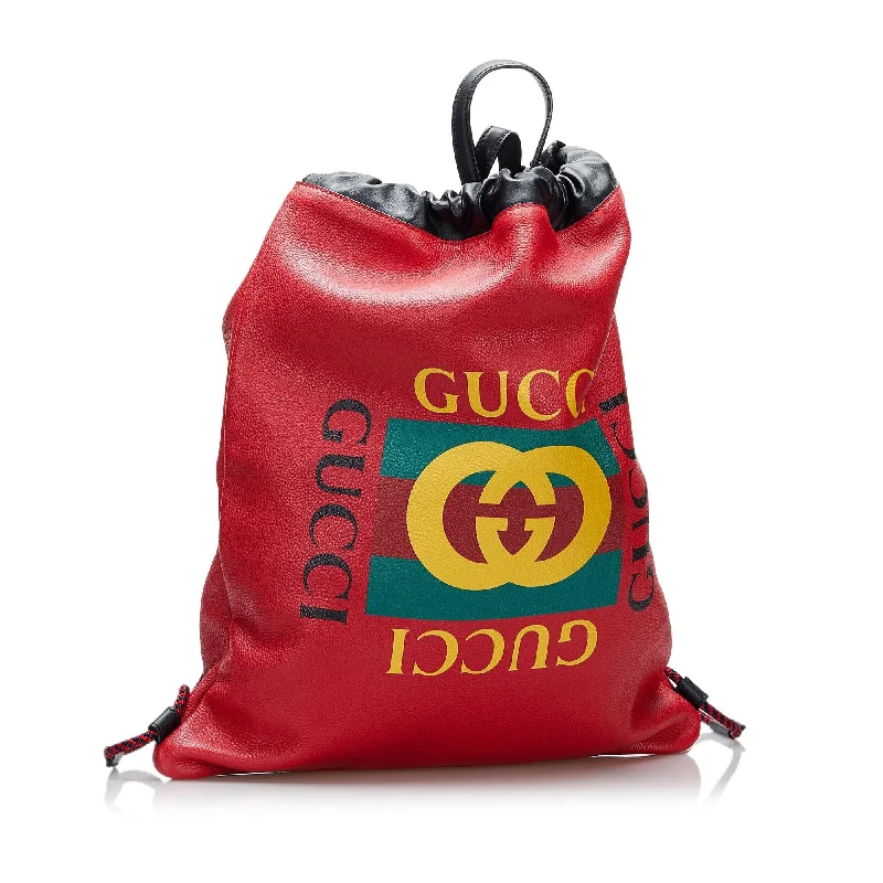 Gucci crossbody bags for women with adjustable leather strapsGucci Gucci Logo Backpack (SHG-WNOeip)