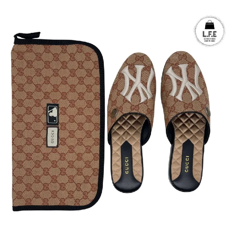 Women Gucci bags with interlocking G hardware for a classic lookGucci - Mocassins à patchs NY Yankees