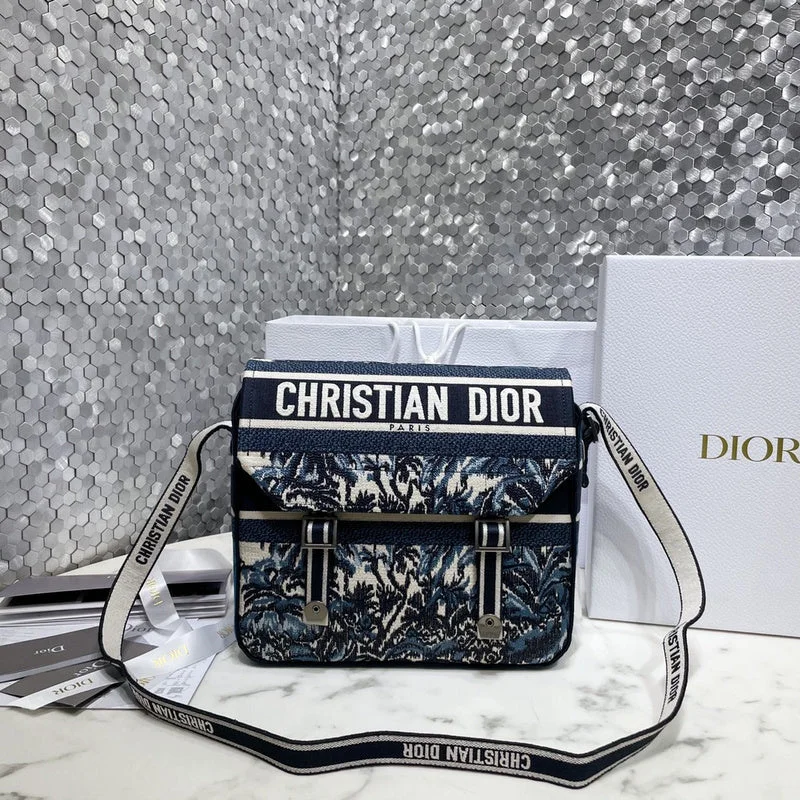 Christian Dior handbags with a detachable mirror for on - the - go touch - upsWF - Dior Bags - 666