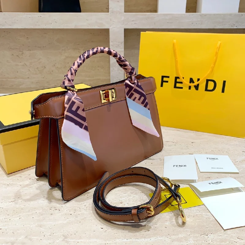 Fendi bags with a patent - leather finish for a shiny and sophisticated appearanceEN   Designer bags by Fendi 153