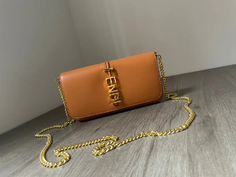 Fendi crossbody bags with a detachable coin purse for added functionality and convenienceWF -  Fendi Bag - 026