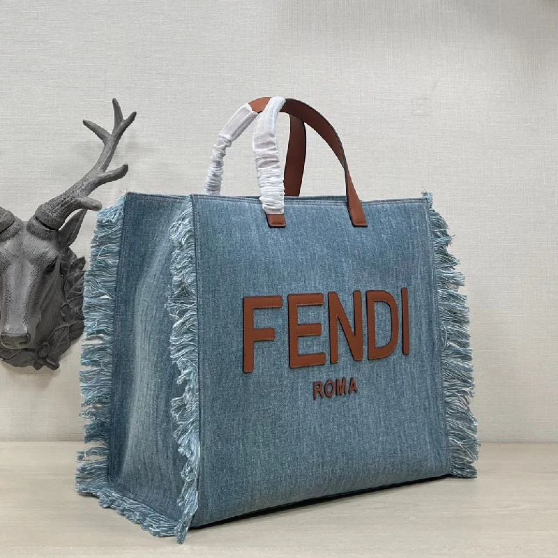 Fendi bags with a magnetic - closure card holder inside for easy access to cardsWF -  Fendi Bag - 089