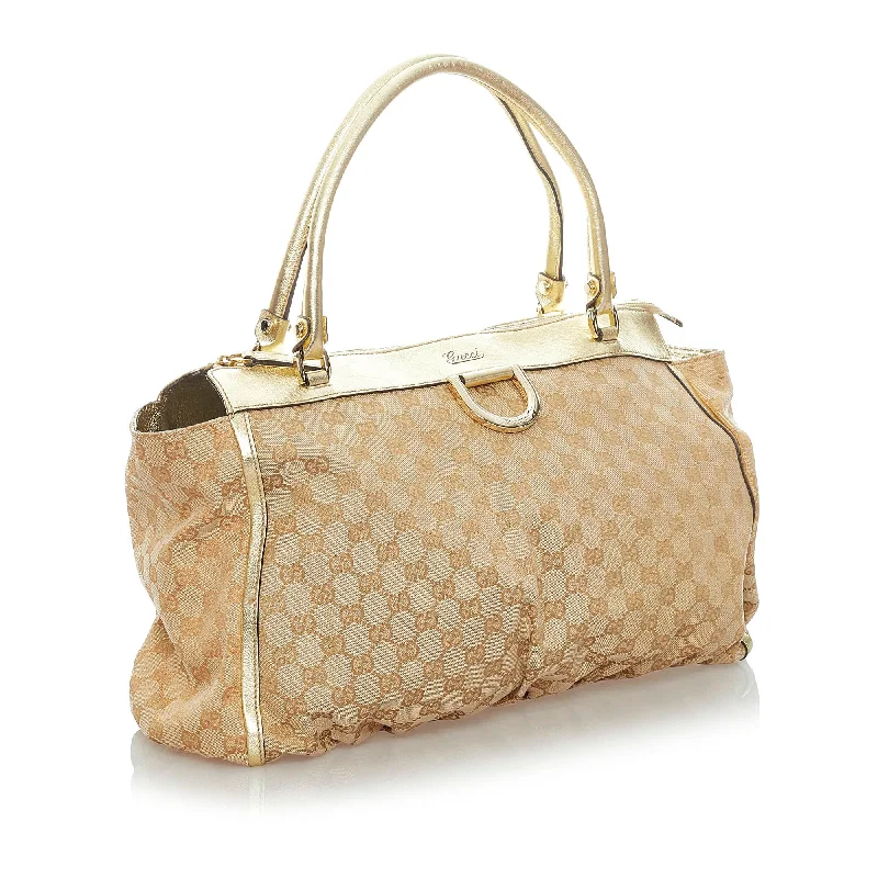 Women Gucci bags with a zippered interior pocketGucci GG Canvas Abbey-D Ring Tote Bag (32914)