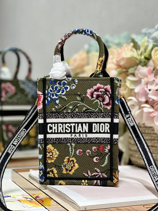 Christian Dior Saddle bags with a distressed leather finishWF - Dior Bags - 733