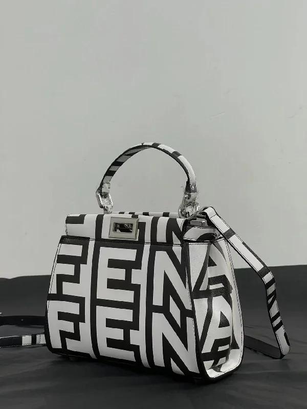 Fendi bags with a patent - leather finish for a shiny and sophisticated appearanceWF -  Fendi Bag - 086