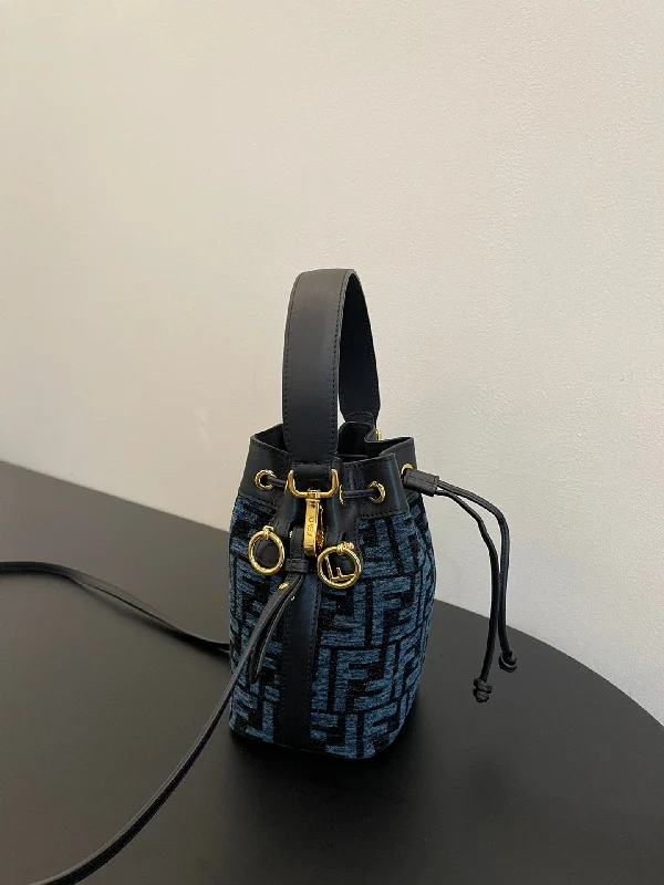 Fendi crossbody bags with a detachable fanny pack strap for a trendy and practical optionWF -  Fendi Bag - 115