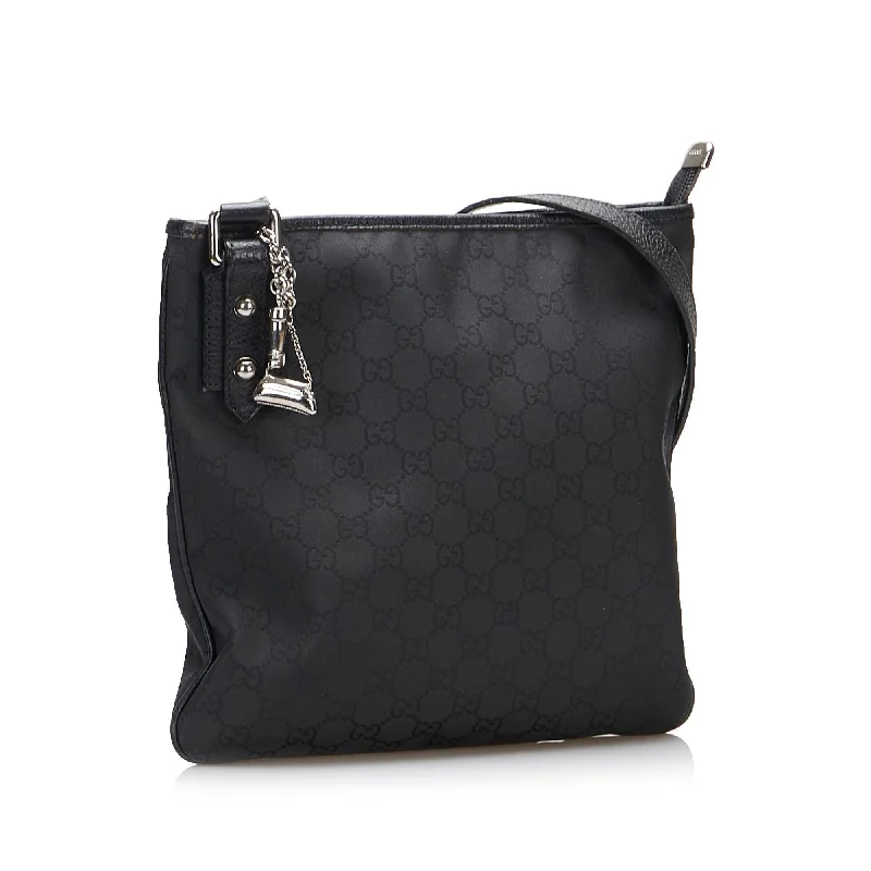 Gucci tote bags for women with a spacious interiorGucci GG Nylon Jolicoeur Crossbody Bag (SHG-AkLYUa)