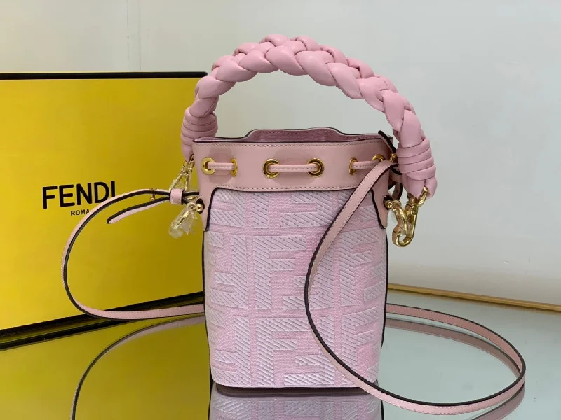 Ladies Fendi crossbody bags with a wide - width strap for enhanced comfort during long - term useWF -  Fendi Bag - 042