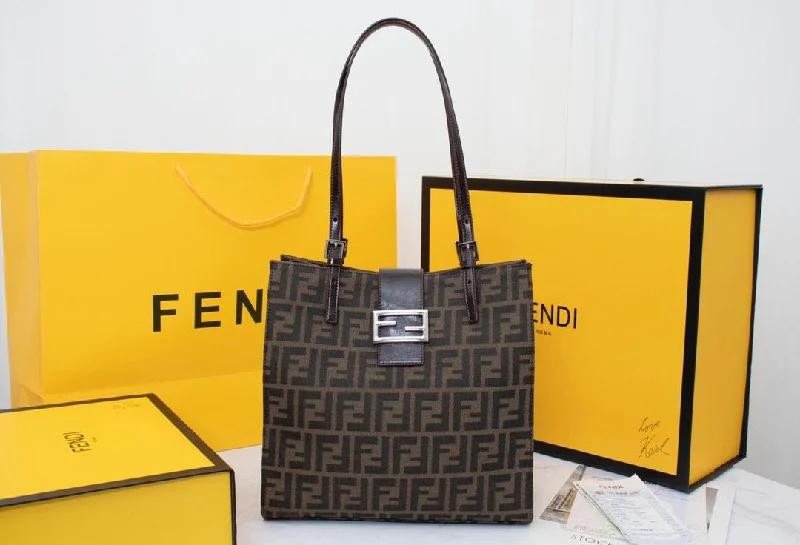 Fendi Baguette bags with a glitter - infused leather surface for a glamorous and sparkly lookEN   Designer bags by Fendi 027