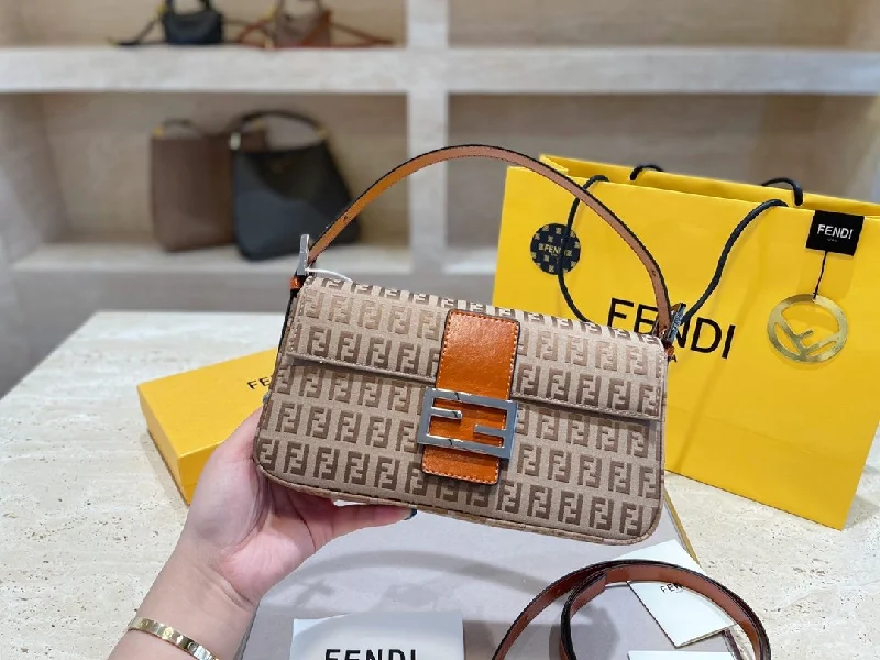 Fendi tote bags with a spacious interior and multiple pockets for daily essentialsEN   Designer bags by Fendi 127