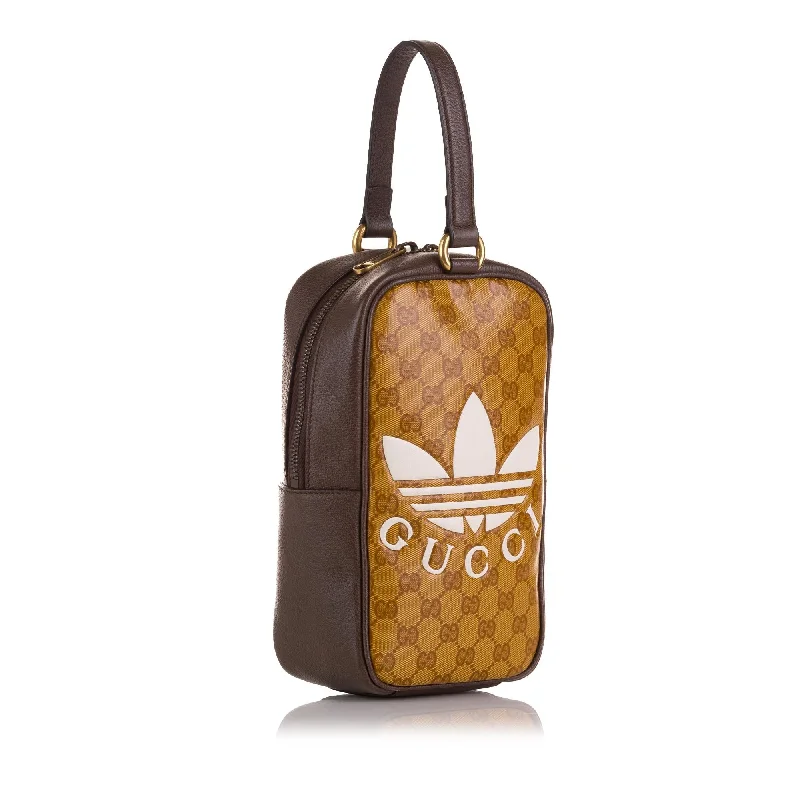 Women Gucci bags with a front - zip pocket for small itemsGucci x Adidas Mini Handbag (SHG-40U9QW)