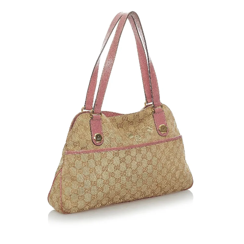 Women Gucci bags with a front - zip pocket for small itemsGucci GG Canvas Charmy Shoulder Bag (33055)