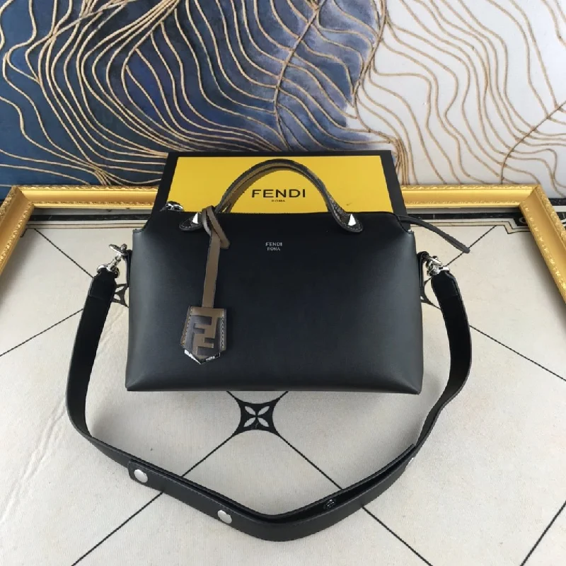 Ladies Fendi Peekaboo bags with a textured leather surface for a more tactile and luxurious feelEN   Designer bags by Fendi 040