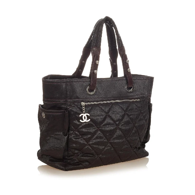 Chanel Medium Tote Bag for Office LadiesChanel Paris Biarritz Tote Bag (25700)