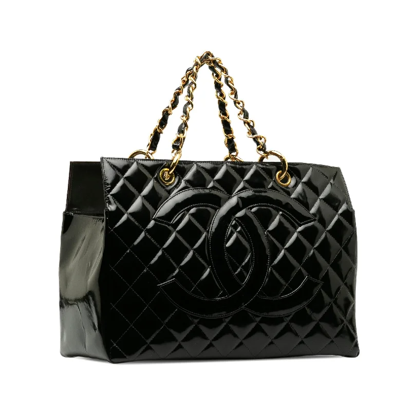 Chanel bags with the perfect balance of luxury and functionalityChanel Patent Grand Shopping Tote (QBf2Cd)