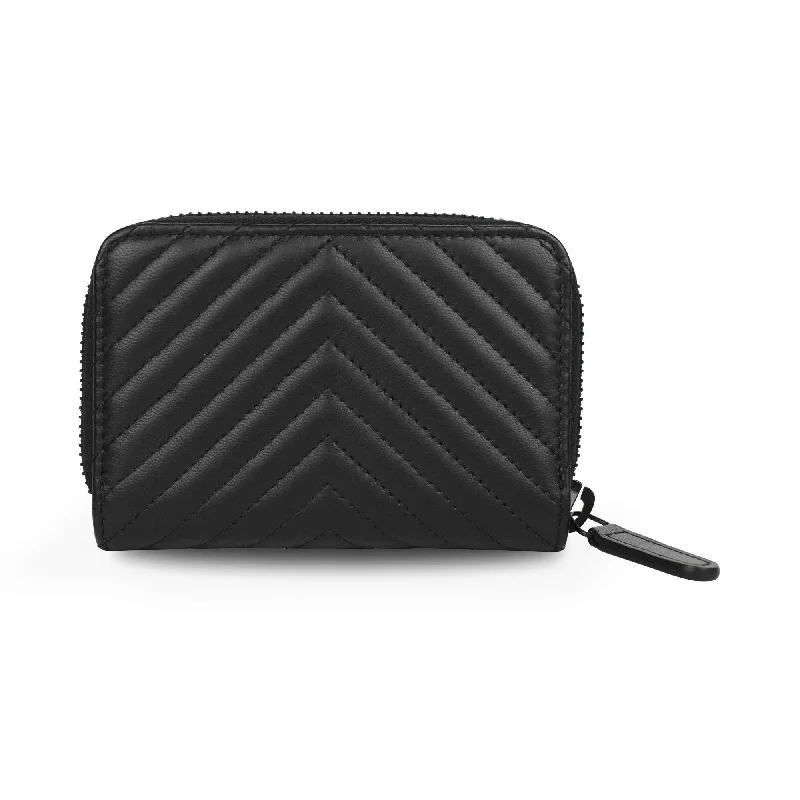 Chanel bags for the minimalist fashionChanel Zip Wallet