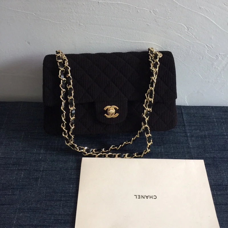 Chanel Handbag with Adjustable Strap for ComfortWF - Chanel Bags - 2748