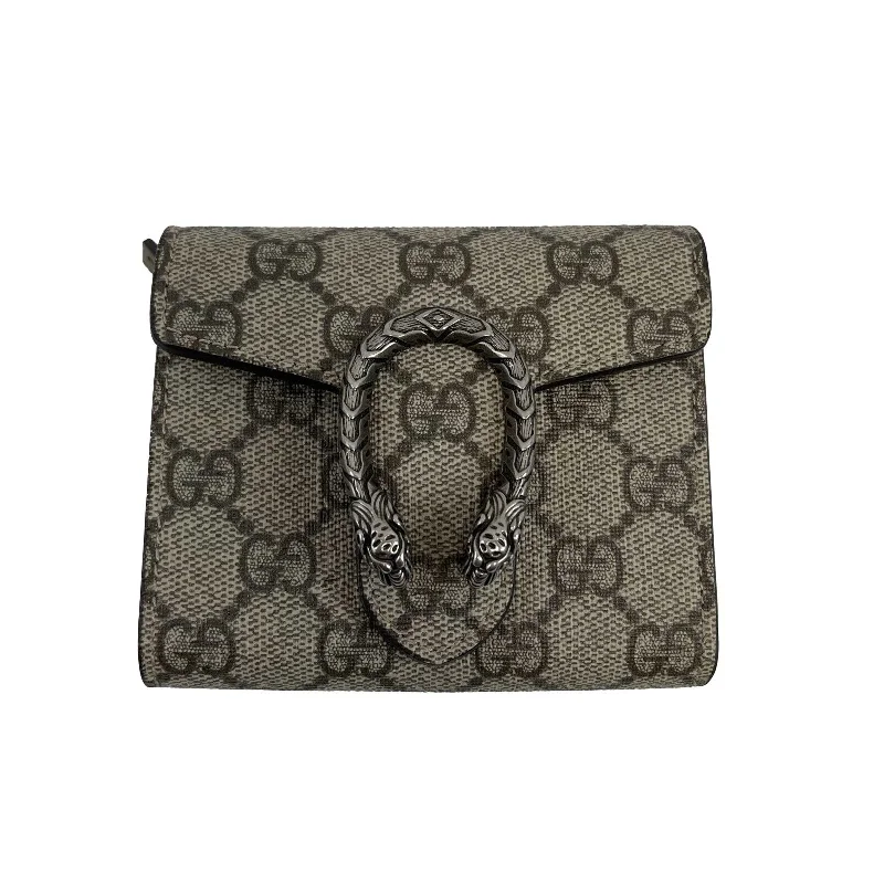 Gucci Marmont bags for women with a snakeskin - effect panelGUCCI Dionysus Supreme Card Case Wallet GG Coated Canvas Compact